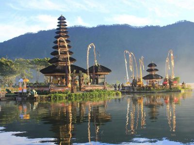 Bali car rental with driver