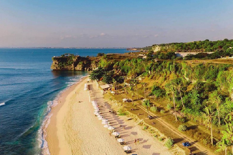 beaches in bali indonesia